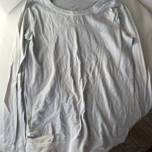 Lululemon Athletica Light Gray Long Sleeve Top